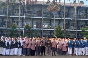 MA Almaarif Singosari Deklarasi Gen Z, Wujudkan Siswa Berkarakter